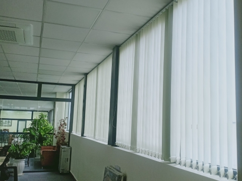 Thi công rèm lá dọc
