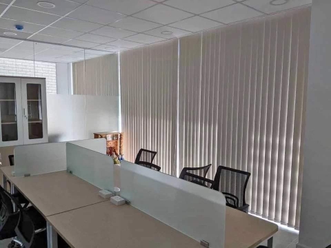 Thi công rèm lá dọc